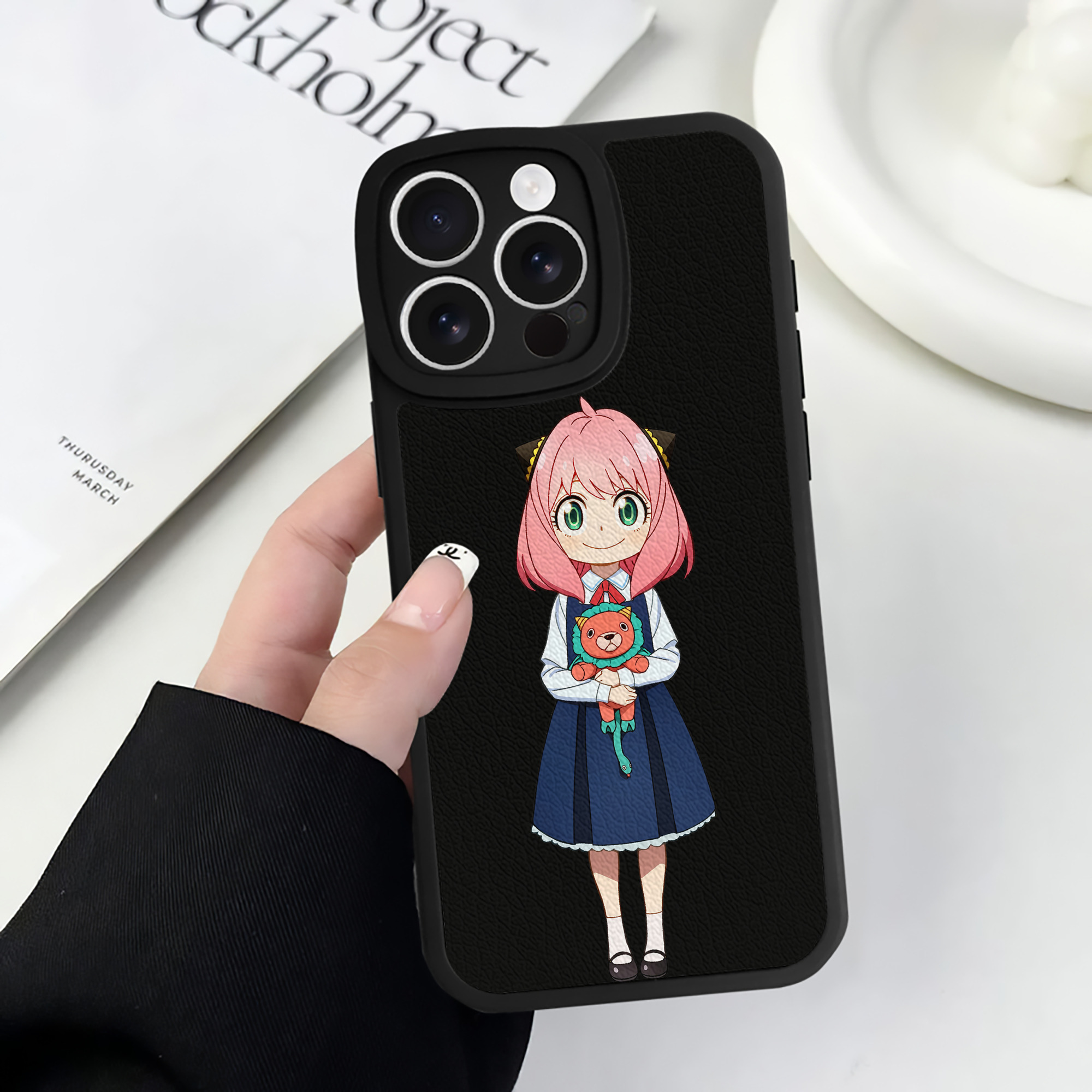 （画像用） SPY×FAMILY间谍家家酒 【iPhone 16シリーズ対応】シリコンスマホケース（レザー調） 材質：シリコン
